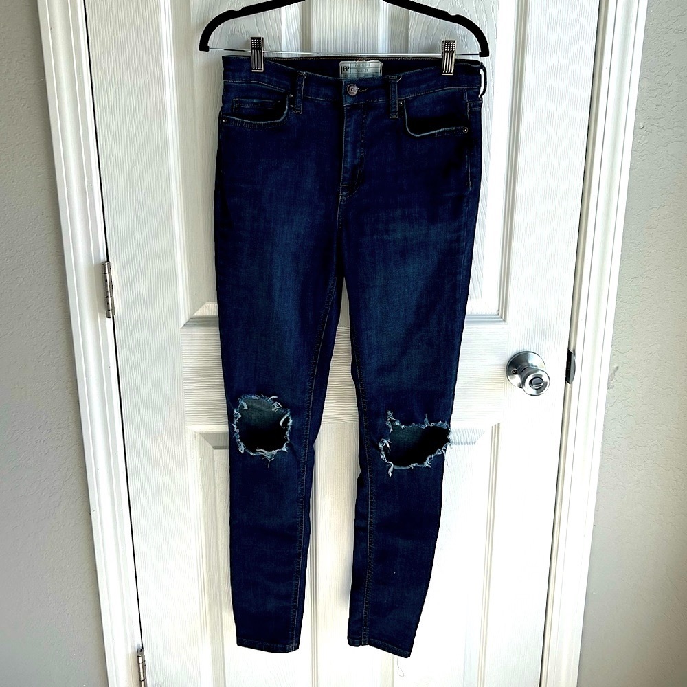 Free People Dark Wash Busted Knee Skinny Jeans - Picture 2 of 4